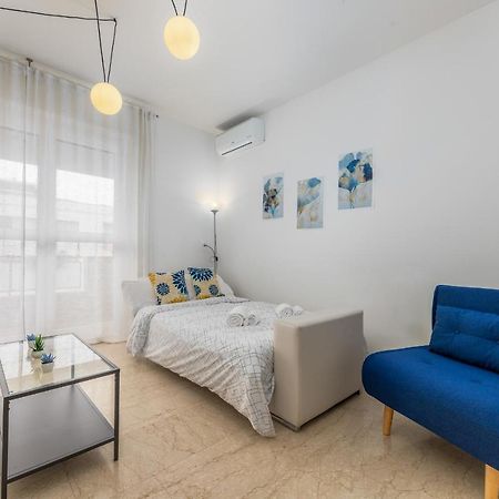 Niguarda-Zara Xxl Home,Two Balconies,Wifi,Family 米兰 外观 照片